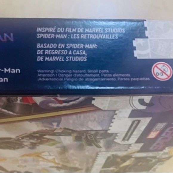 LEGO® Marvel Spider-Man’s Drone Duel (76195) - Picture 10 of 12